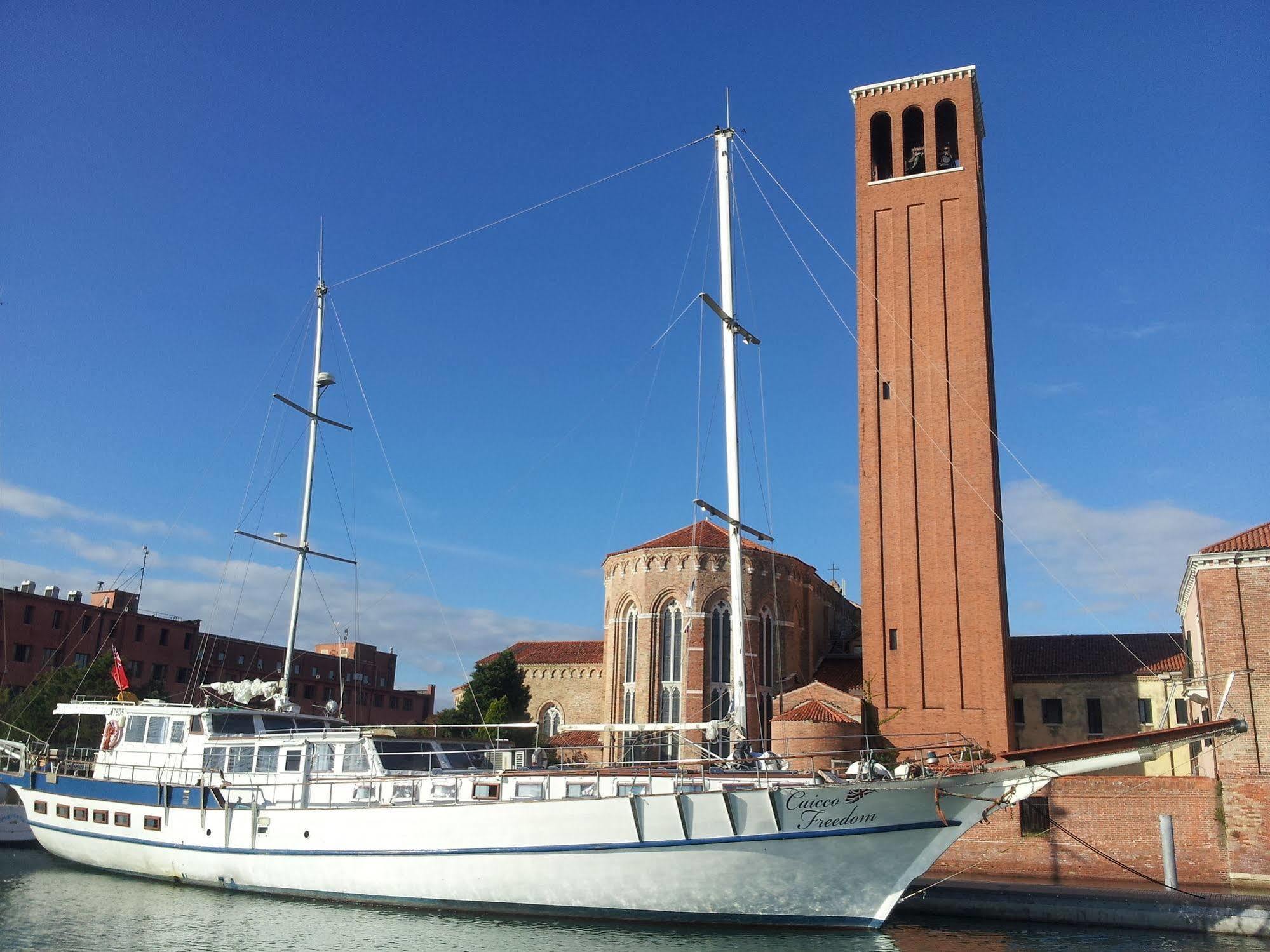 Hotel Venezia Boat & Breakfast Caicco Freedom Extérieur photo
