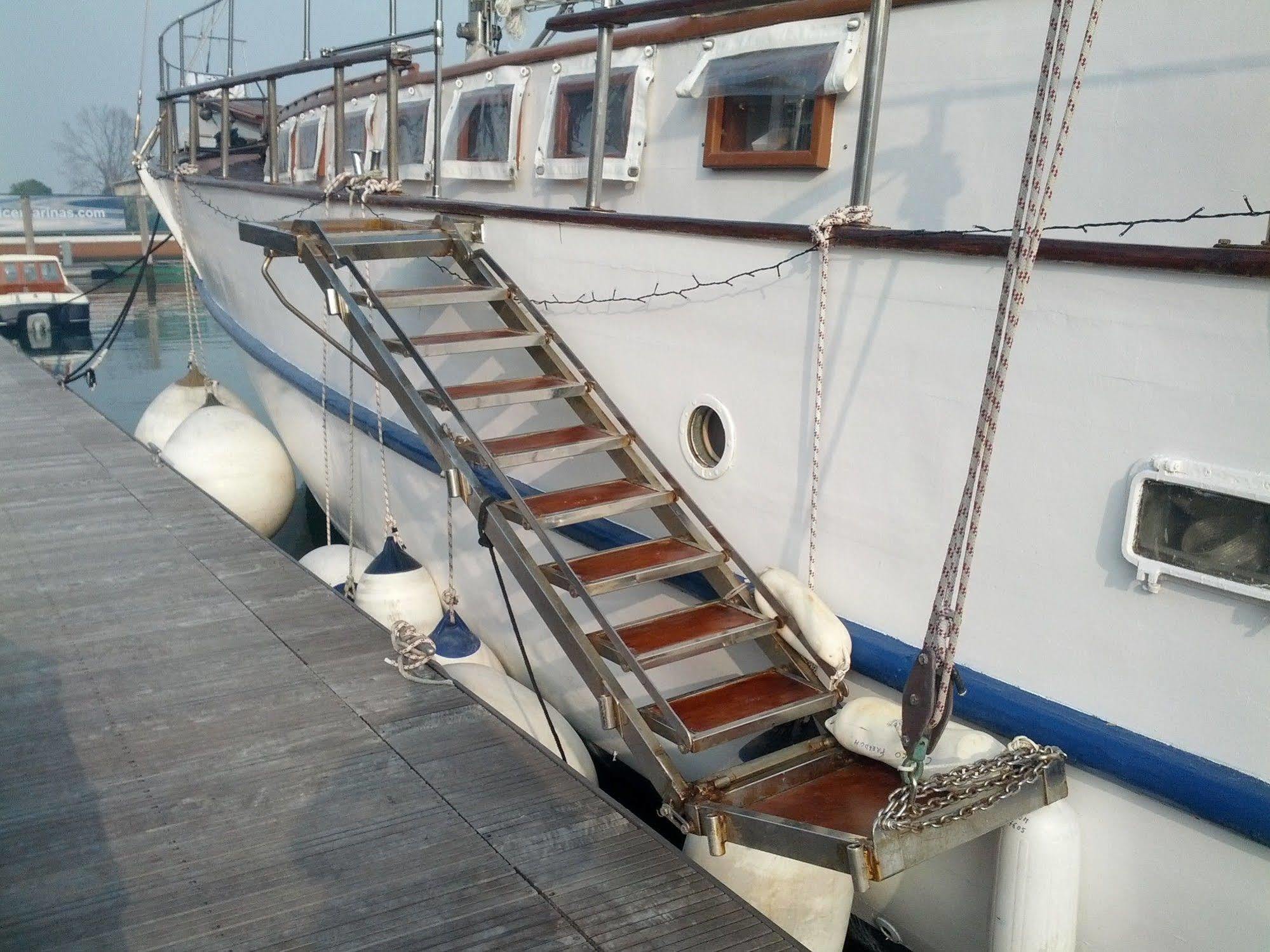 Hotel Venezia Boat & Breakfast Caicco Freedom Extérieur photo