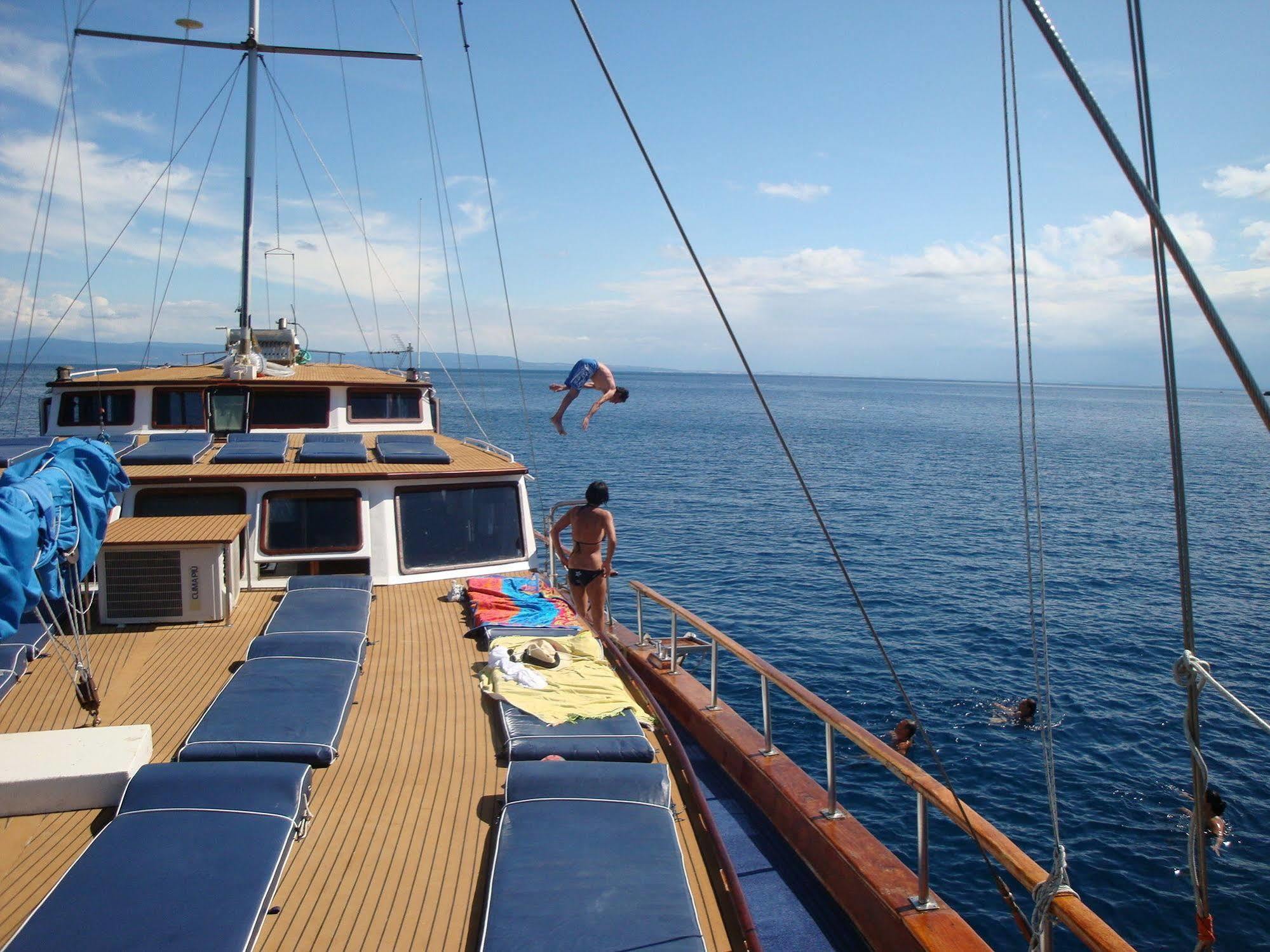 Hotel Venezia Boat & Breakfast Caicco Freedom Extérieur photo
