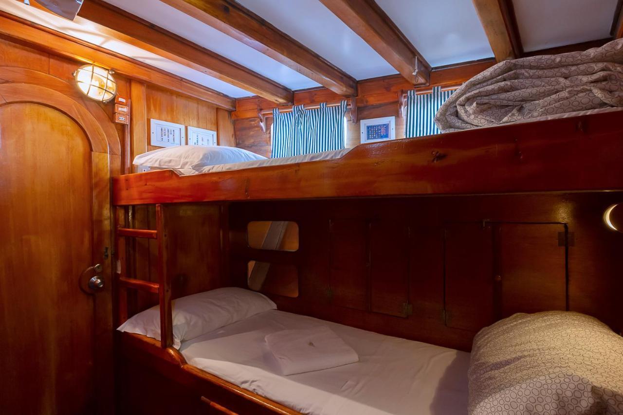 Hotel Venezia Boat & Breakfast Caicco Freedom Extérieur photo