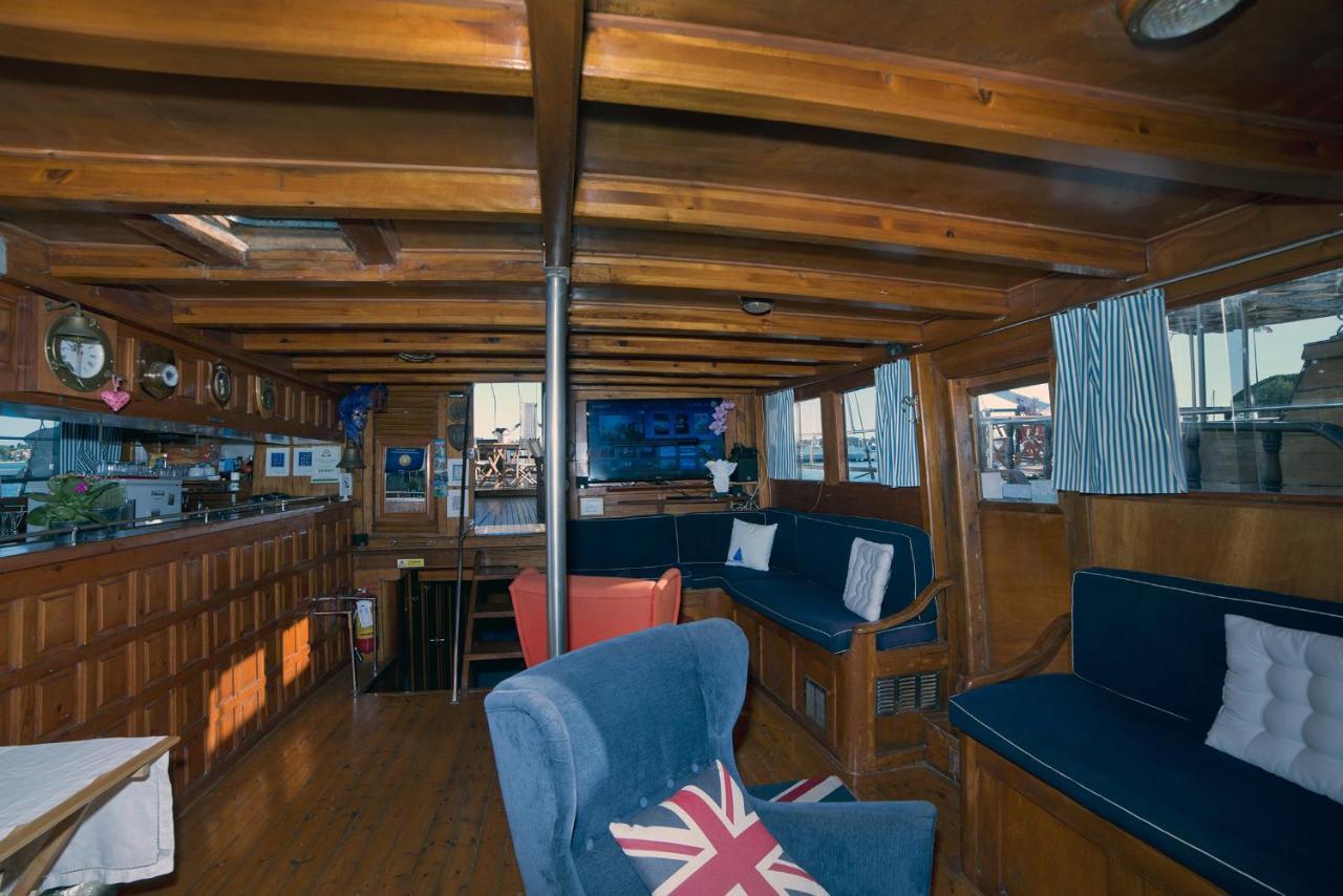 Hotel Venezia Boat & Breakfast Caicco Freedom Extérieur photo